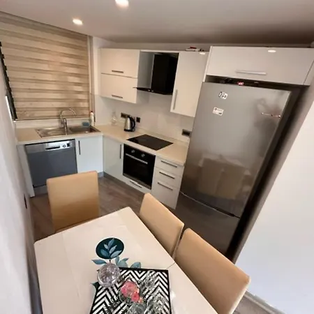 2 Bedrooms In The Center