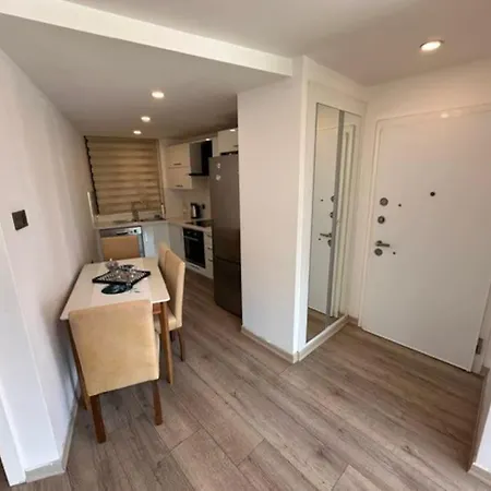 2 Bedrooms In The Center *