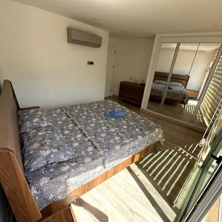 2 Bedrooms In The Center