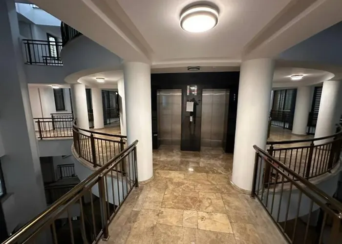 Appartamento 2 Bedrooms In The Center *