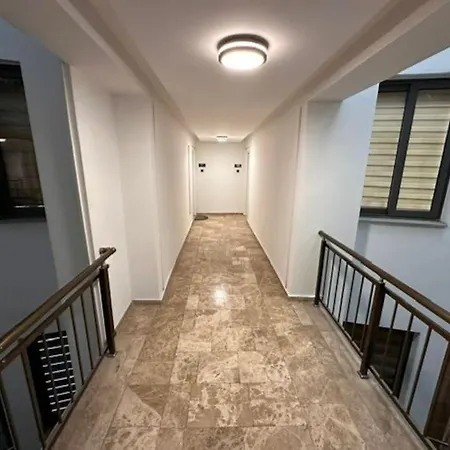 Apartamento 2 Bedrooms In The Center